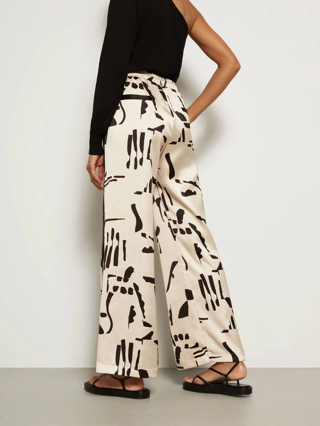 HILL TRACK PANTS